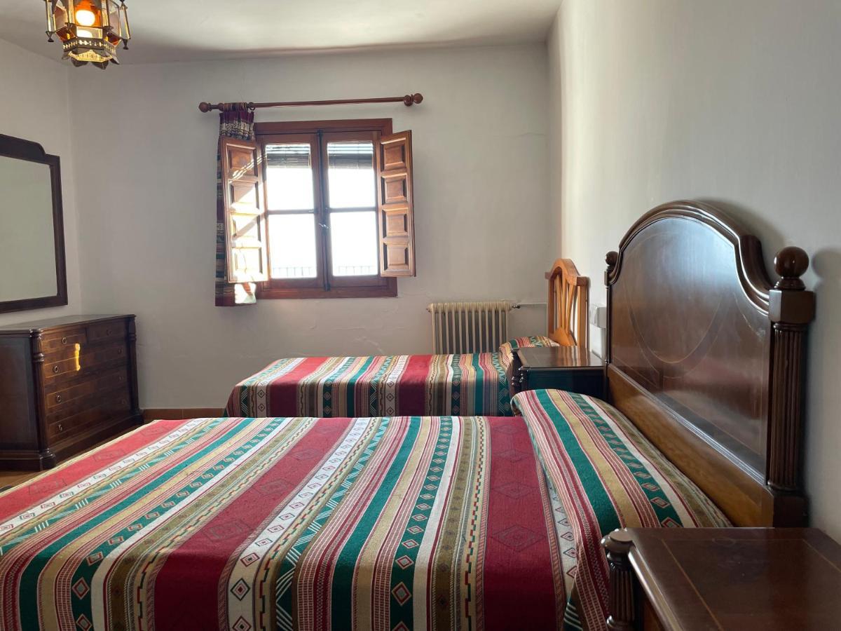 Hostal Rural Poqueira カピレイラ エクステリア 写真