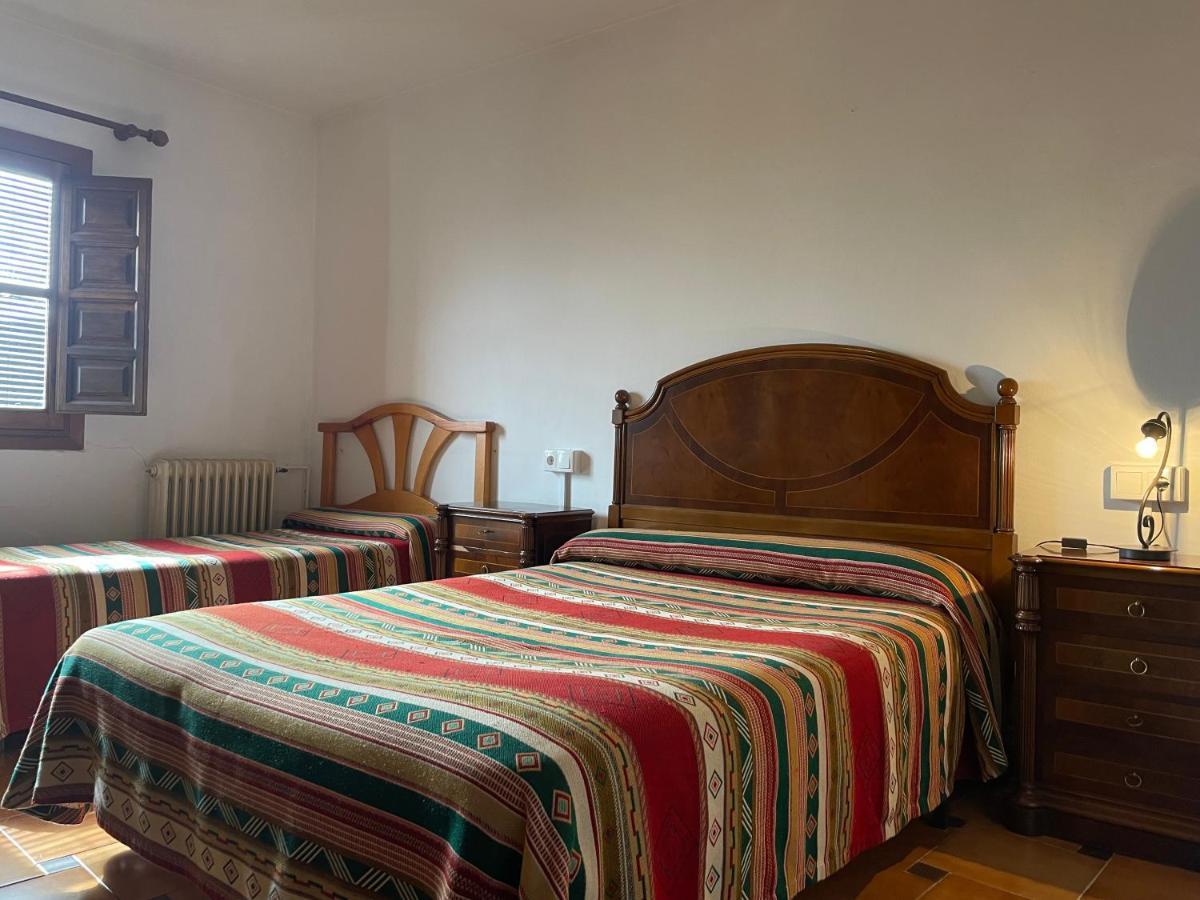 Hostal Rural Poqueira カピレイラ エクステリア 写真