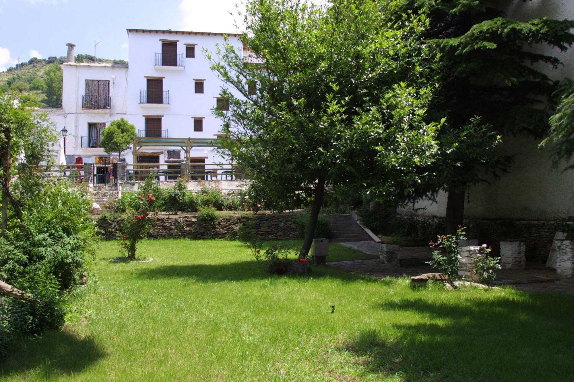 Hostal Rural Poqueira カピレイラ エクステリア 写真