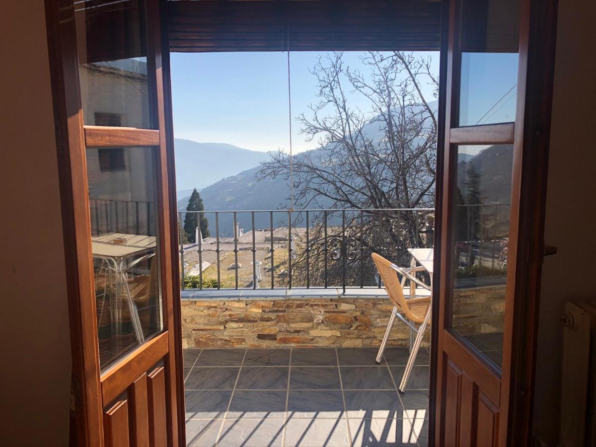 Hostal Rural Poqueira カピレイラ エクステリア 写真