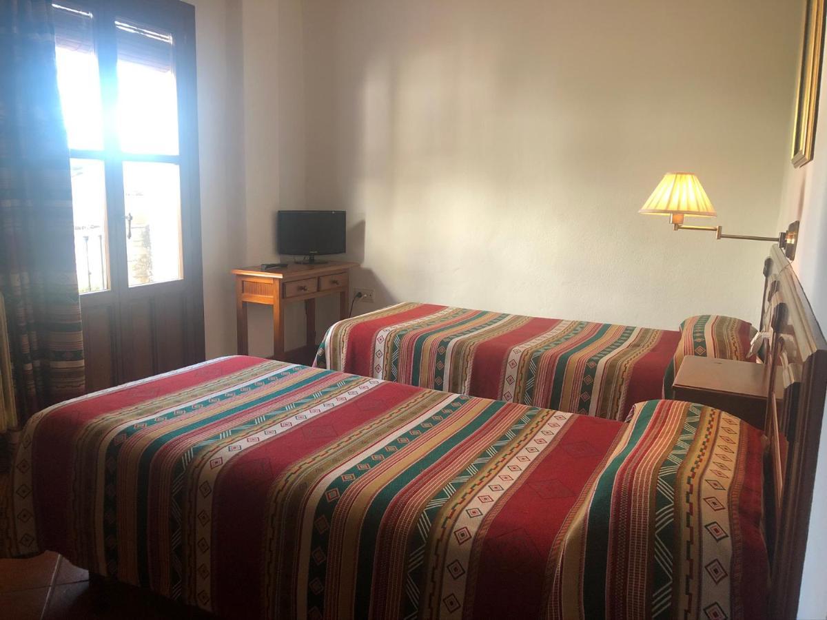 Hostal Rural Poqueira カピレイラ エクステリア 写真