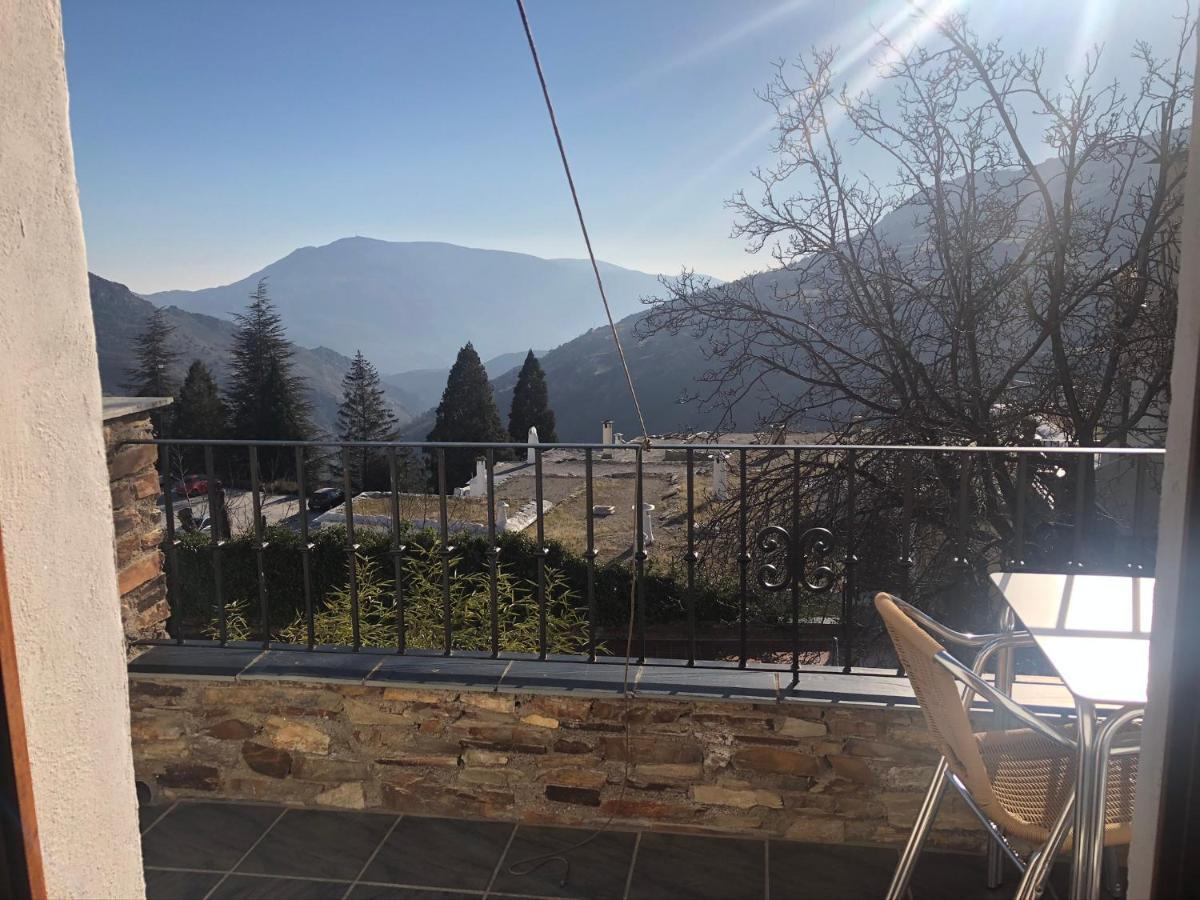 Hostal Rural Poqueira カピレイラ エクステリア 写真